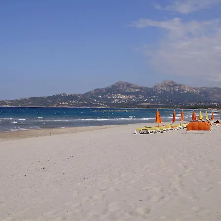 Appartamento F1 à 150 Mètres De La